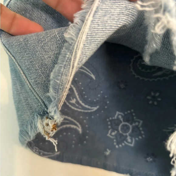 Aerie Women’s shorts size Small elastic waistband - Picture 2 of 5